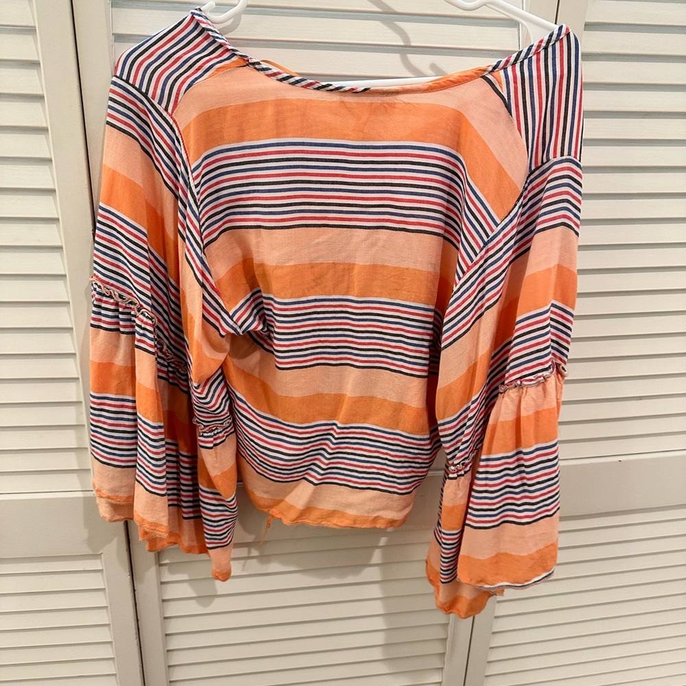 Colorful flowy blouse - Picture 7 of 7